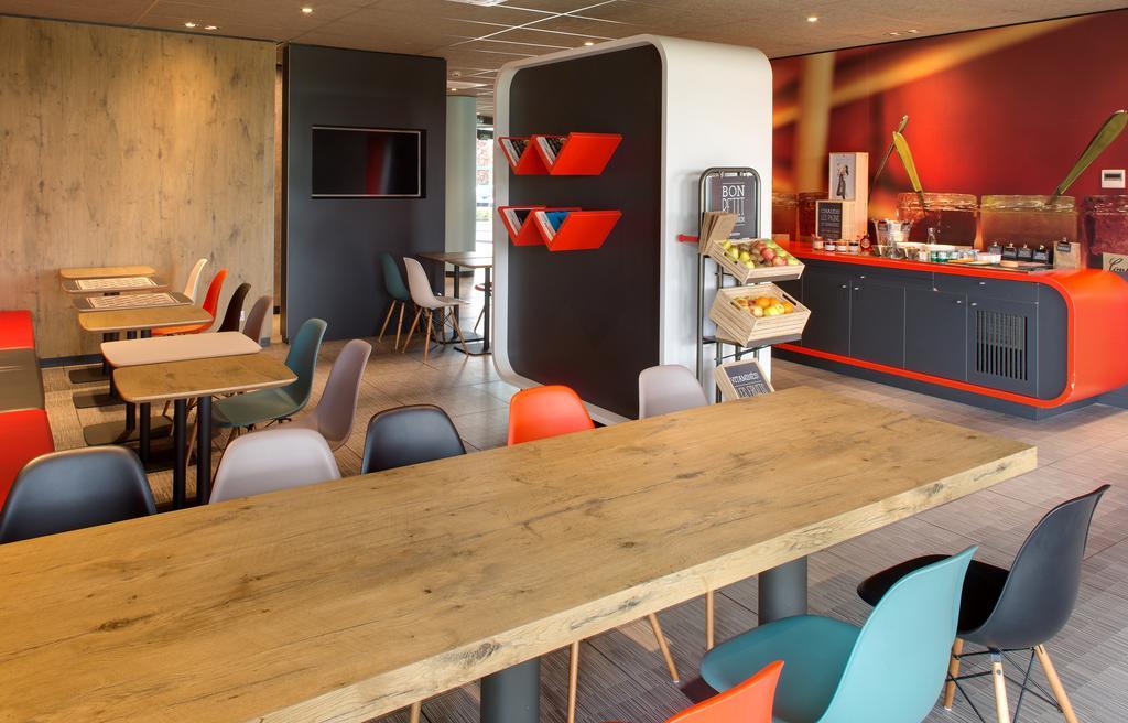 Отель Ibis Montceau Les Mines Экстерьер фото