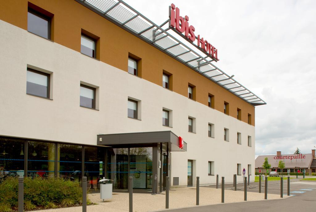Отель Ibis Montceau Les Mines Экстерьер фото